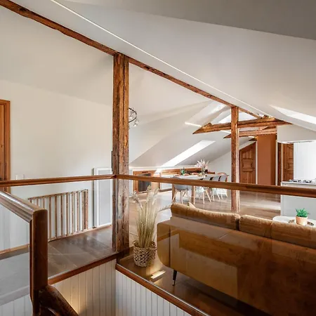 Apartment Airhome - Owl's Nest *