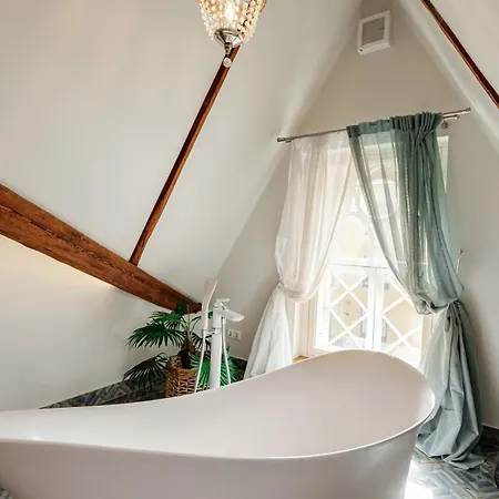 Airhome - Owl's Nest 아파트 탈린