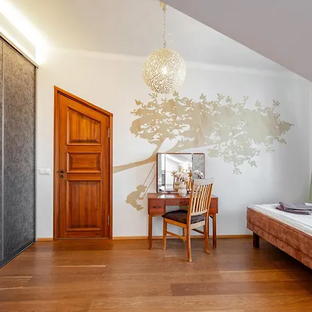 Airhome - Owl's Nest Daire