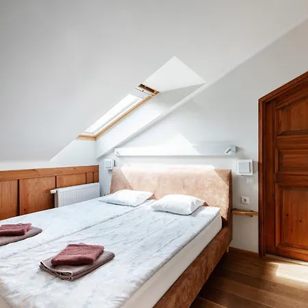 Apartman Airhome - Owl's Nest *